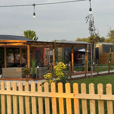 Dolina Królów Glamping Pole Namiotowe Kemping *